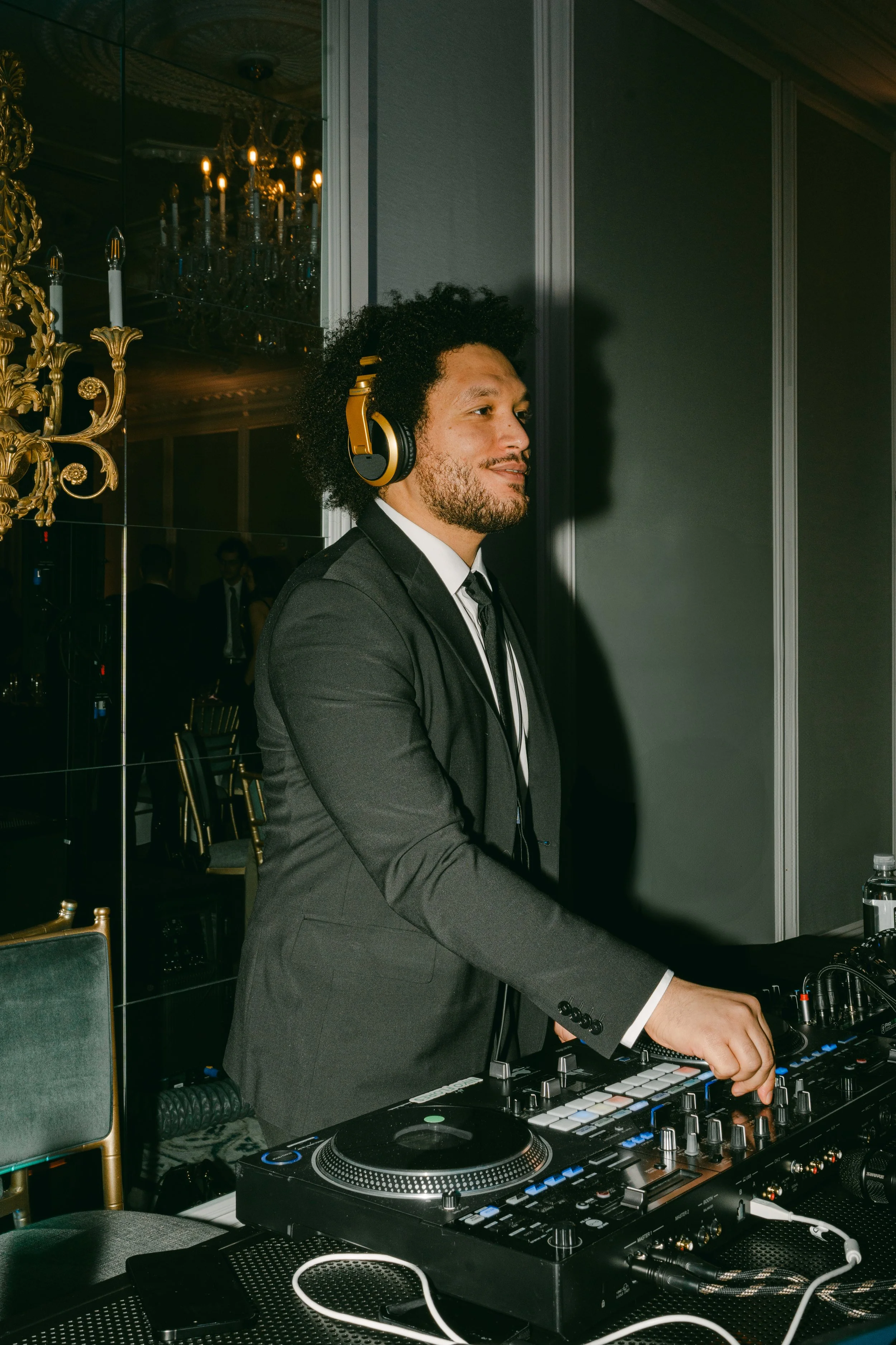 Sydney and Bode Hotel Carmichael Wedding Alison Mae PhotographyAMP02524-2.jpg