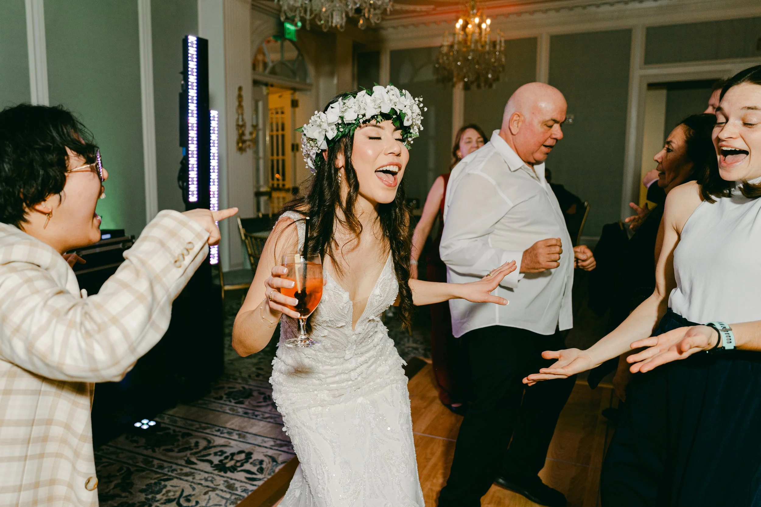 Sydney and Bode Hotel Carmichael Wedding Alison Mae PhotographyAMP02629.jpg