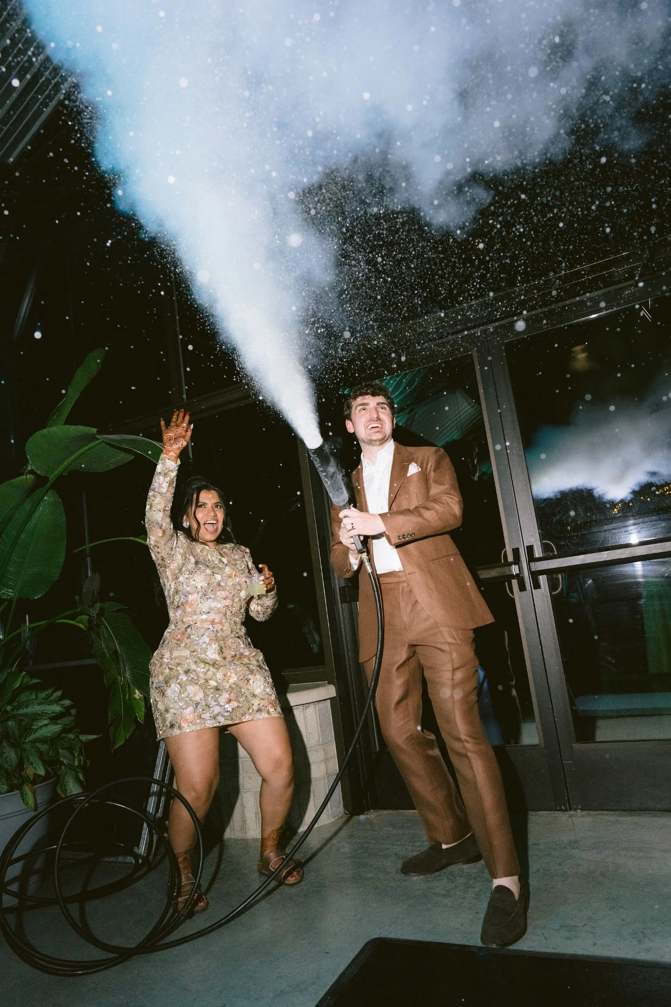 Give Your Guests a Night to Remember — CO₂ Cannons for Epic Dance Floor Moments