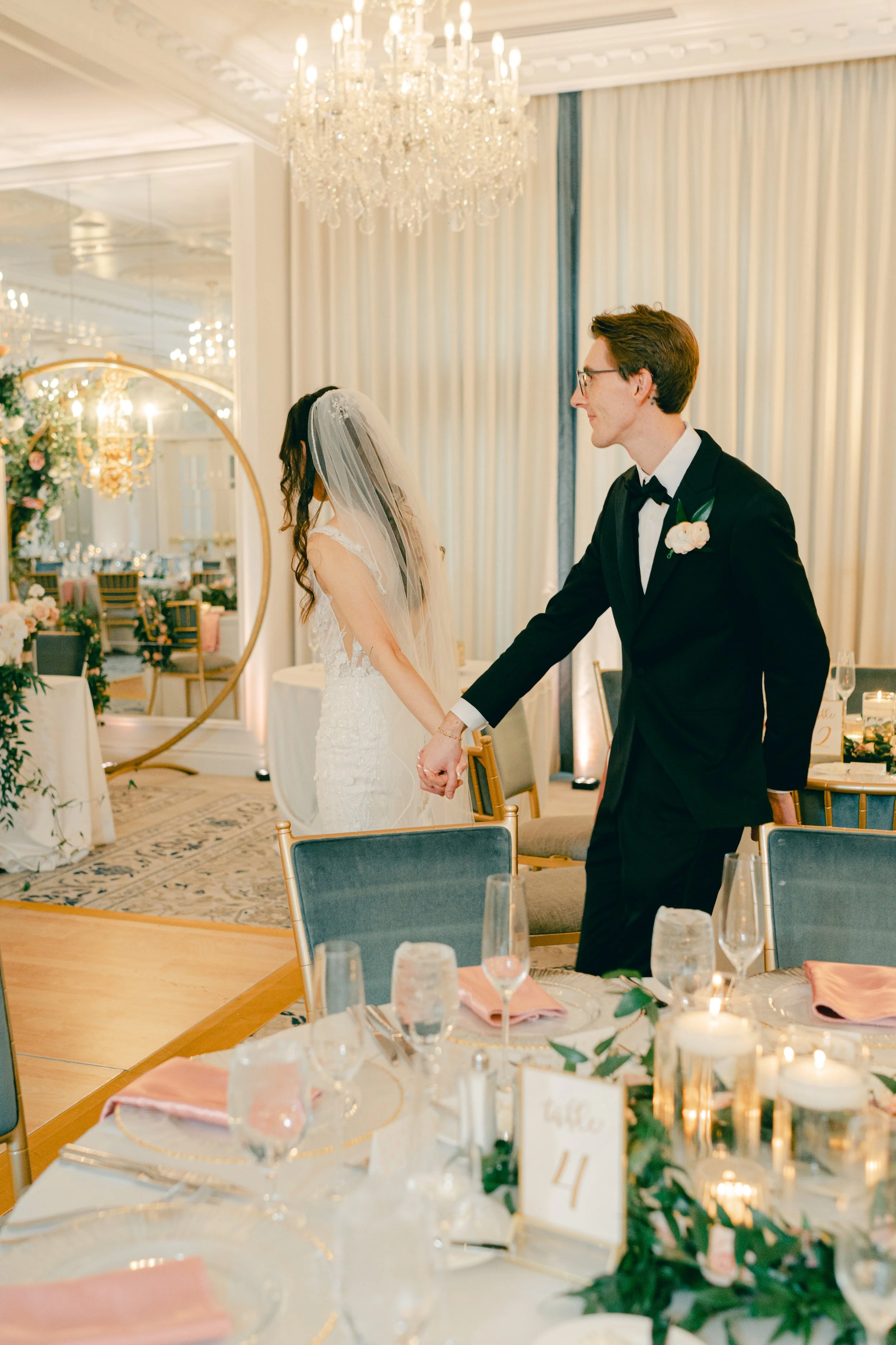 Sydney and Bode Hotel Carmichael Wedding Alison Mae PhotographyAMP02059.jpg