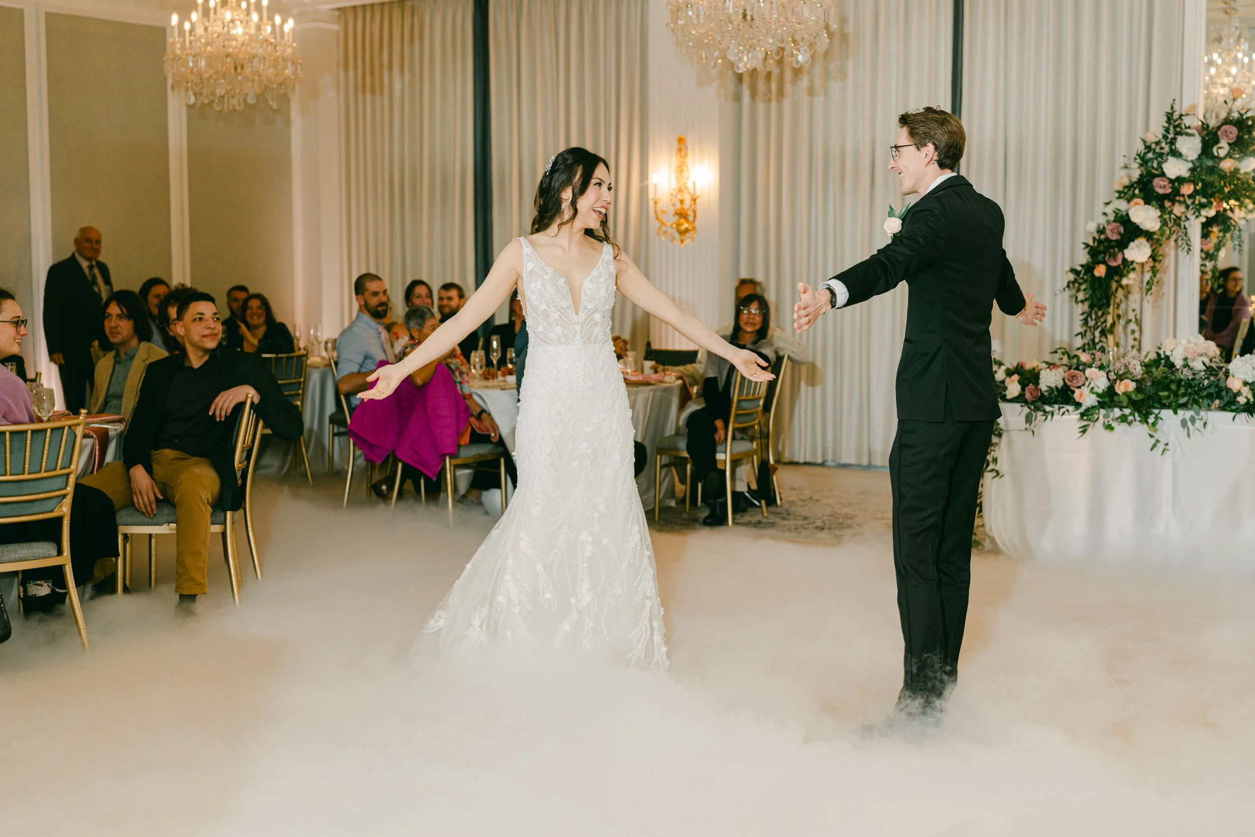 Sydney and Bode Hotel Carmichael Wedding Alison Mae PhotographyAMP02182.jpg