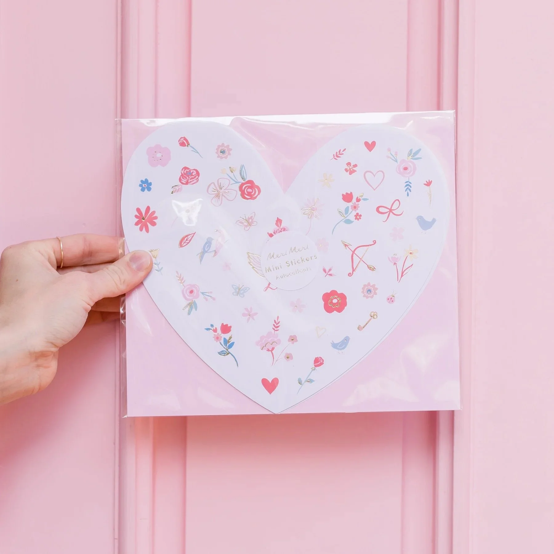 valentines-day-cards-bonjour-fete-2_ab7fdf5d-6f50-4c23-a098-7e2429b80bd6.jpg