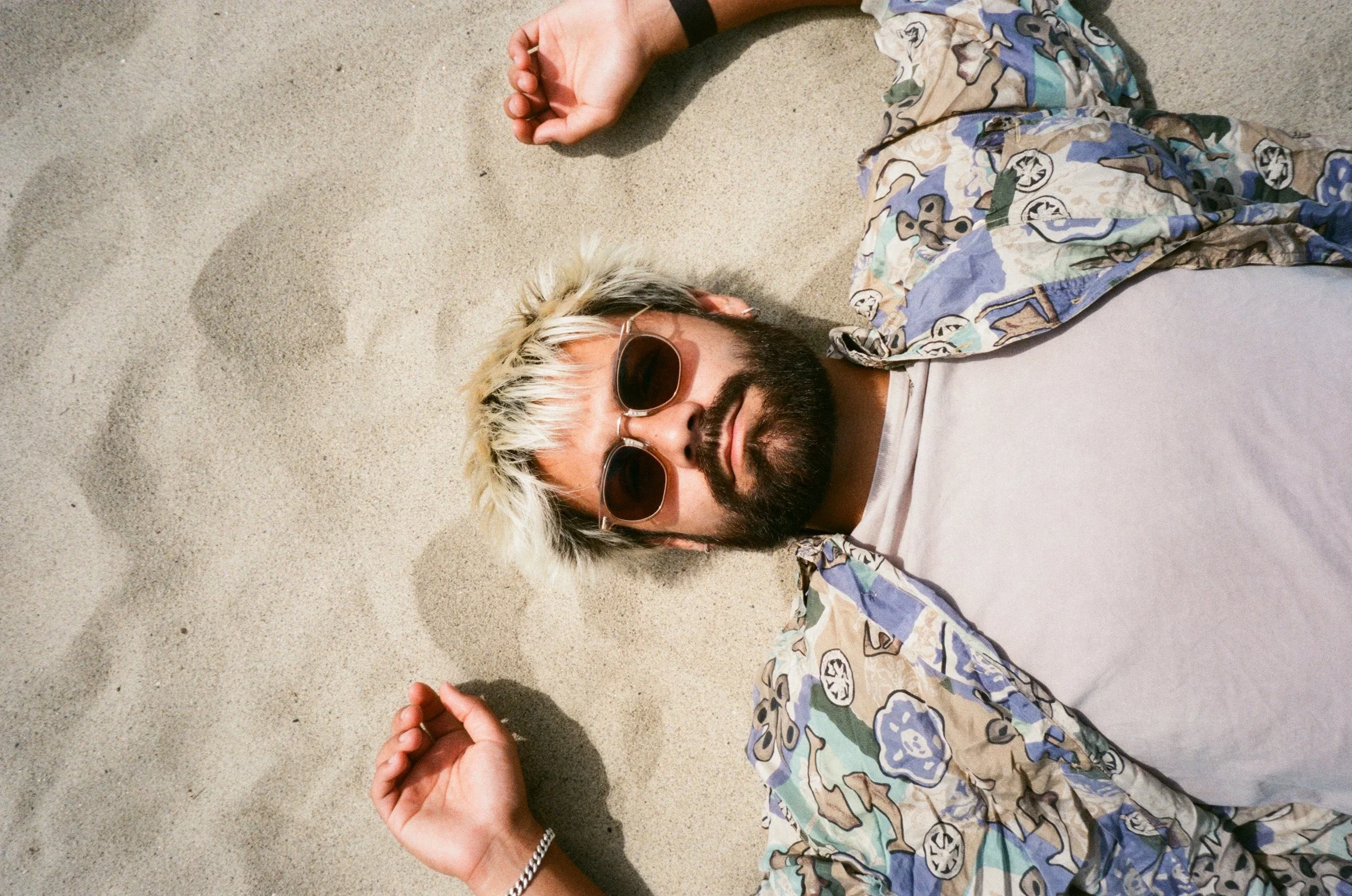 Caye - Alone (Official Music Video) - Steadicam Operator 