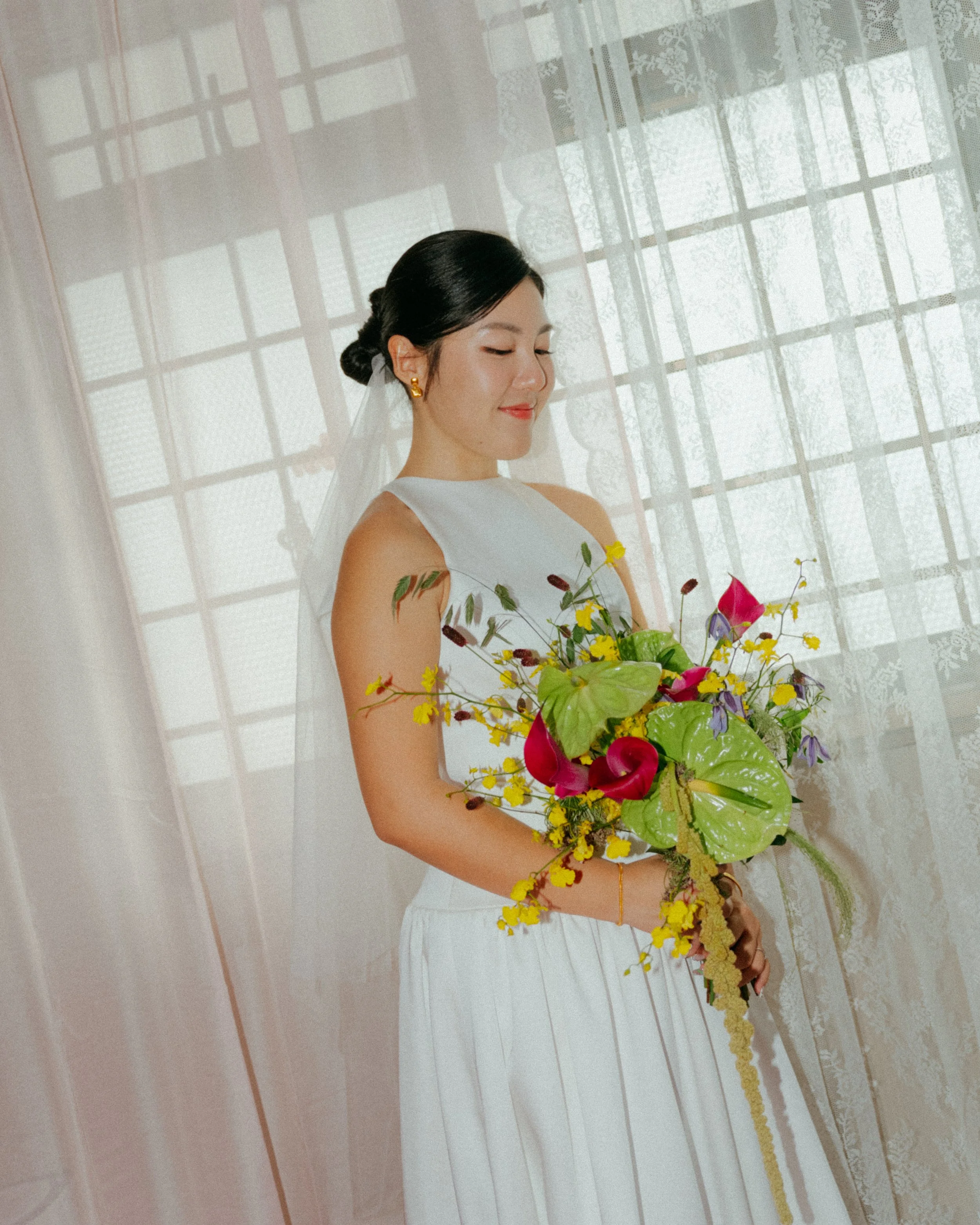 Minimalist Glowy Bridal Makeup and Hair