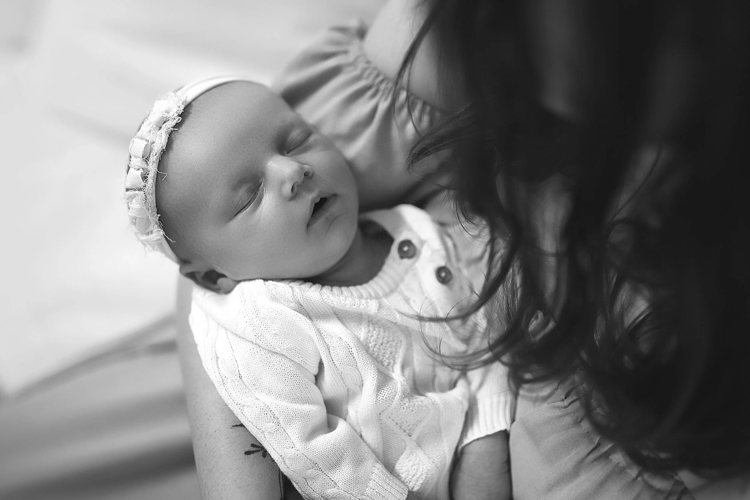 TaylorMcFaddenNewborn_001B&W_SLP.jpg