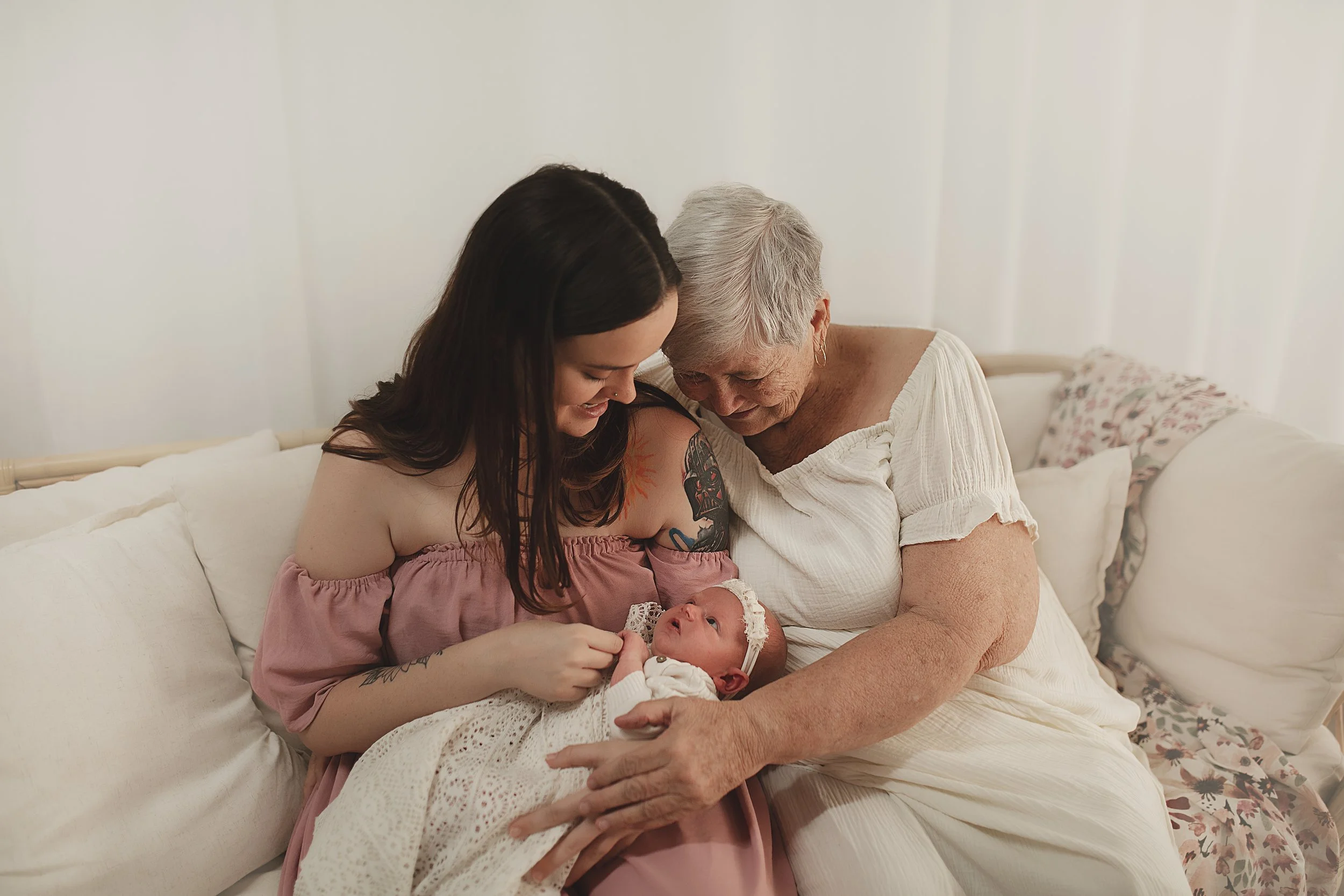TaylorMcFaddenNewborn_017_SLP.jpg