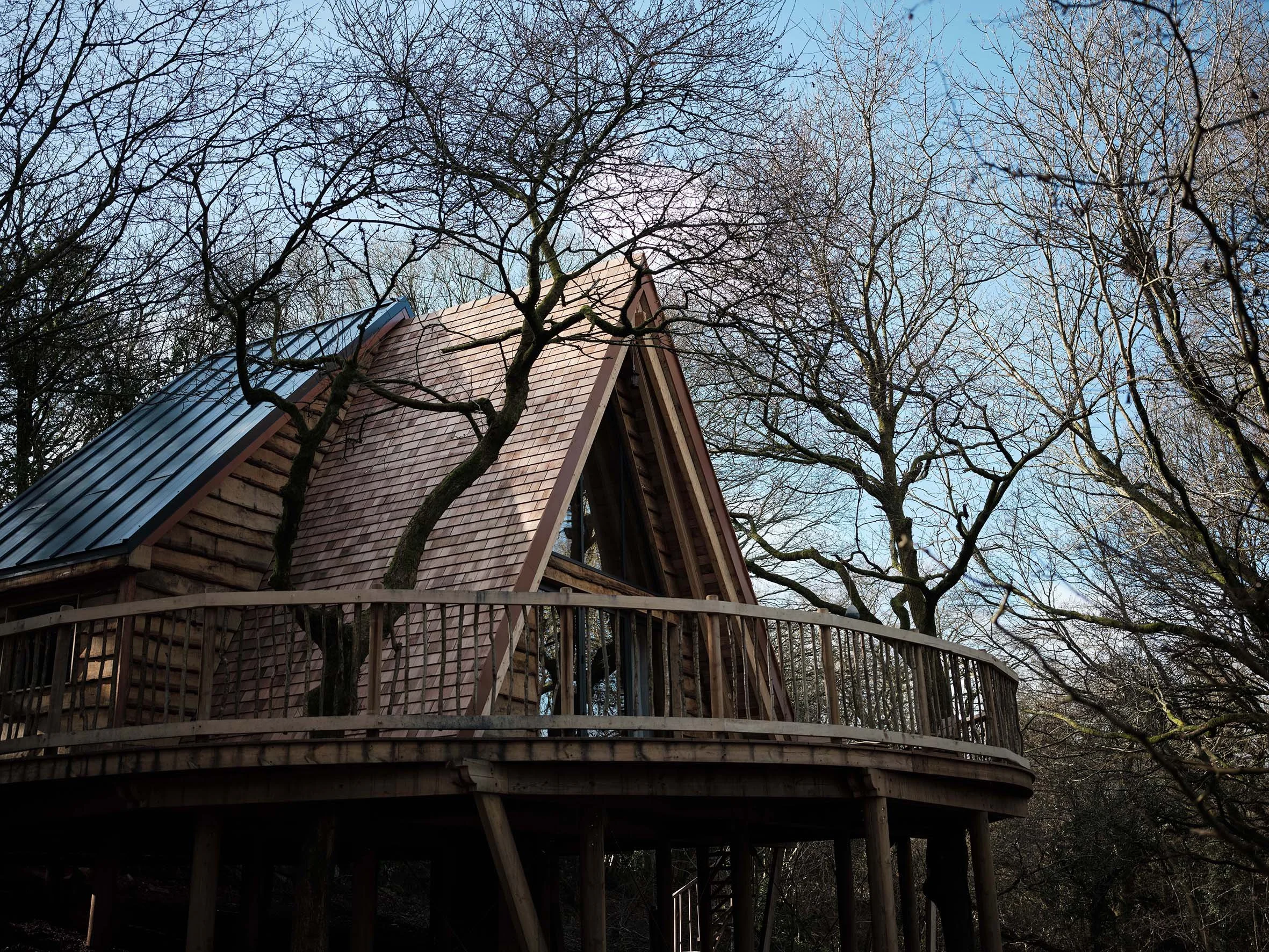 travel wye valley herefordshire treehouse