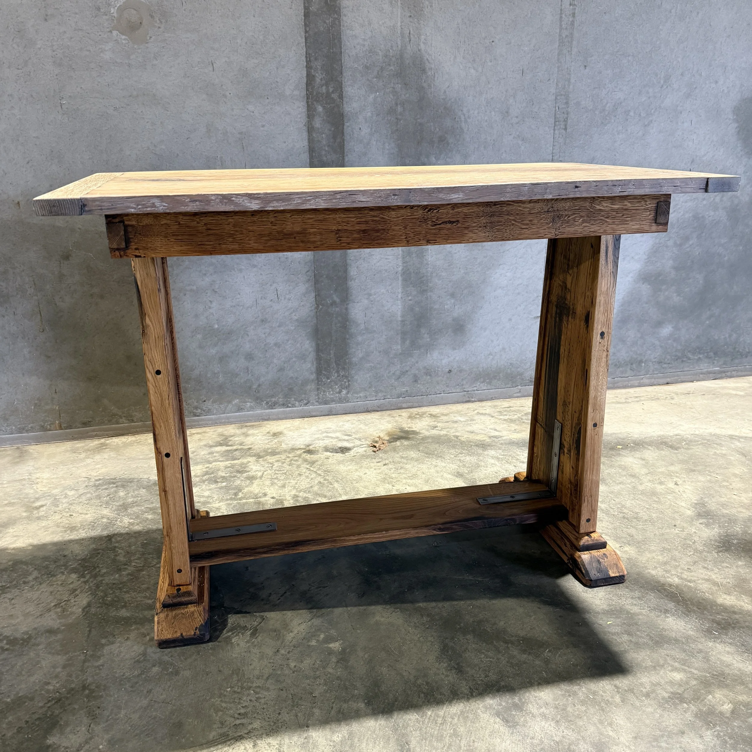 Sewing table