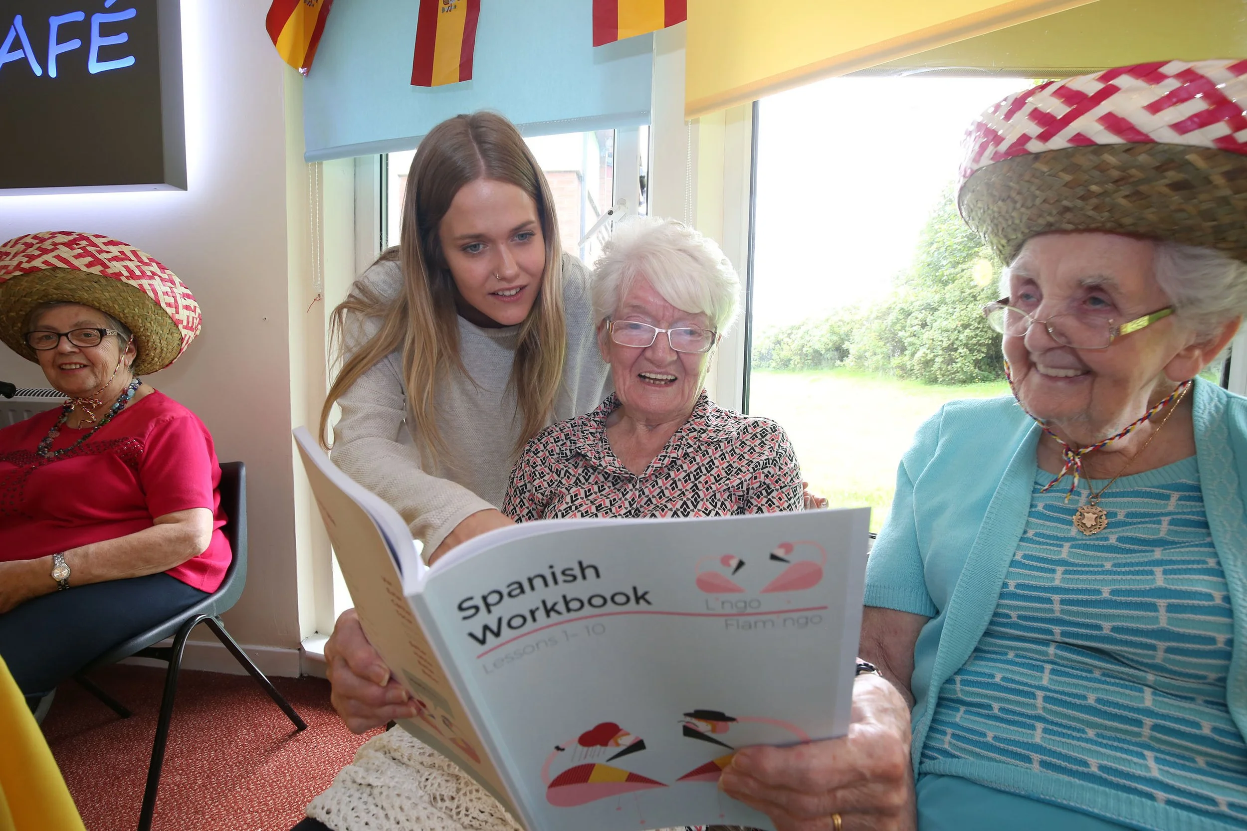 Care Home Classes | Lingo Flamingo | Language Classes For All!