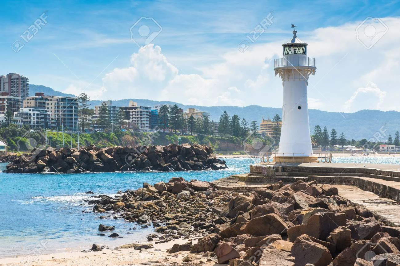 28113483-lighthouse-at-wollonggong.jpg