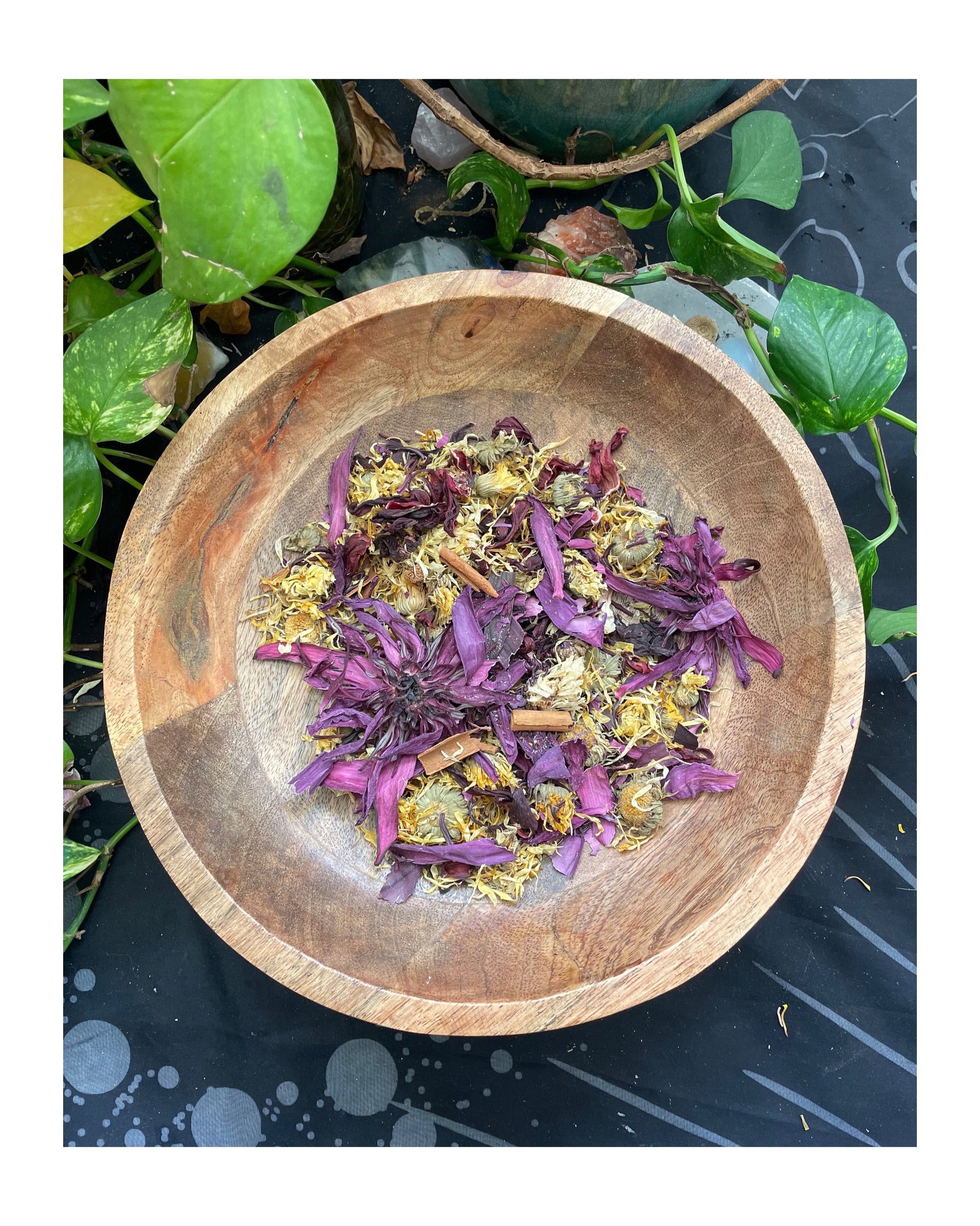The Glowing Skin Tea Blend.