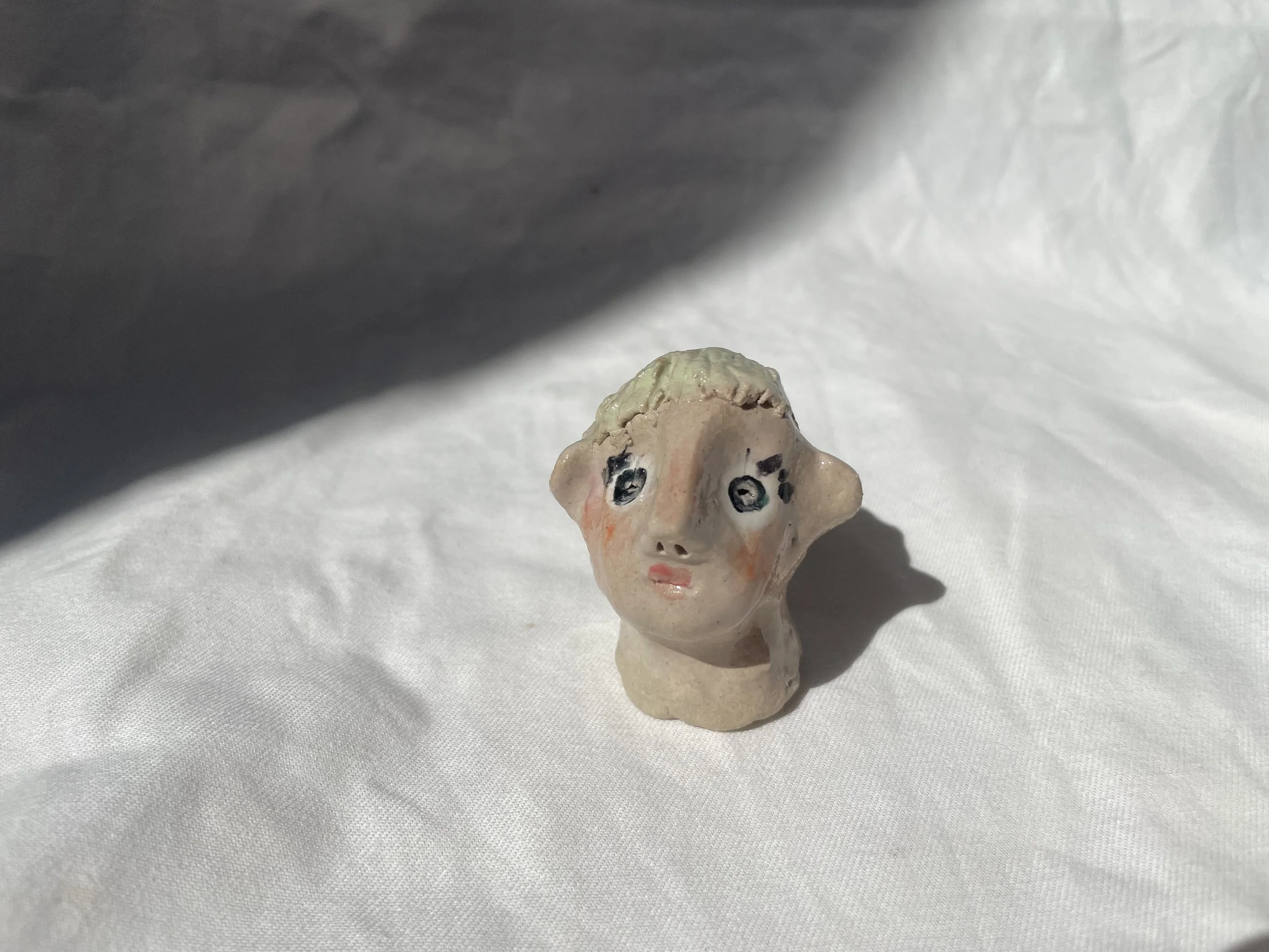 25 EUR