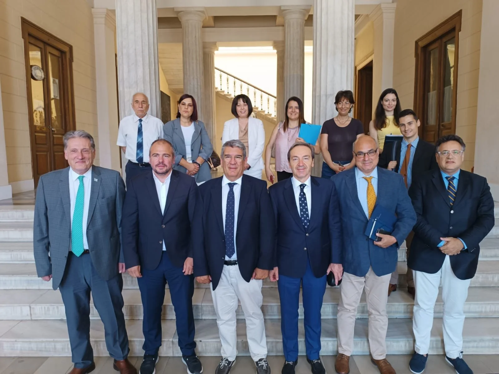 Επίσκεψη του Υφυπουργού Δικαιοσύνης και Βουλευτή Φωκίδας, κ. Ιωάννη Μπούγα, στις Περιφερειακές Ενότητες Σύρου και Πάρου