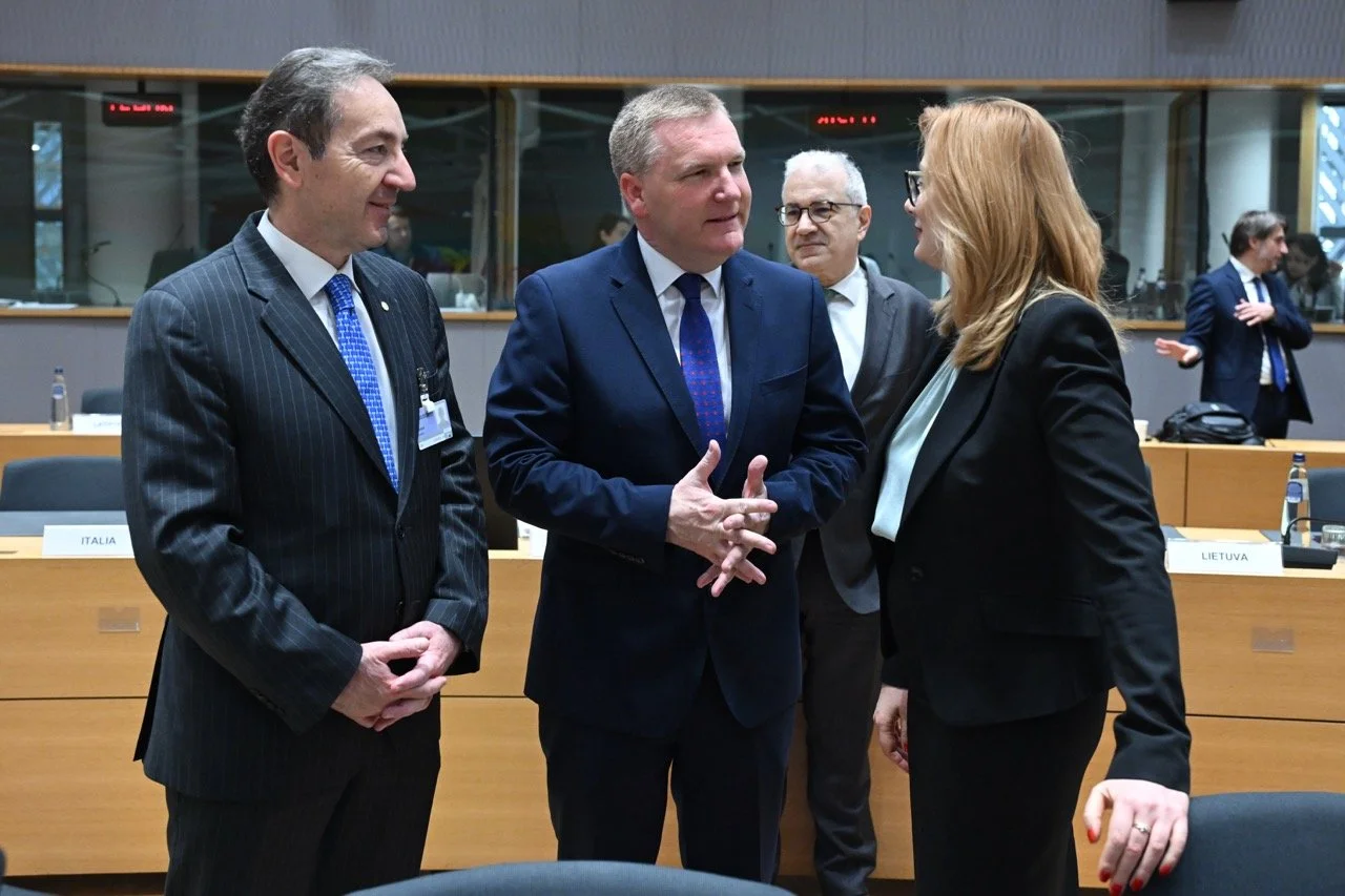 97473247-0c3a-4d1f-a0ec-21e4448087b7 Large.jpeg