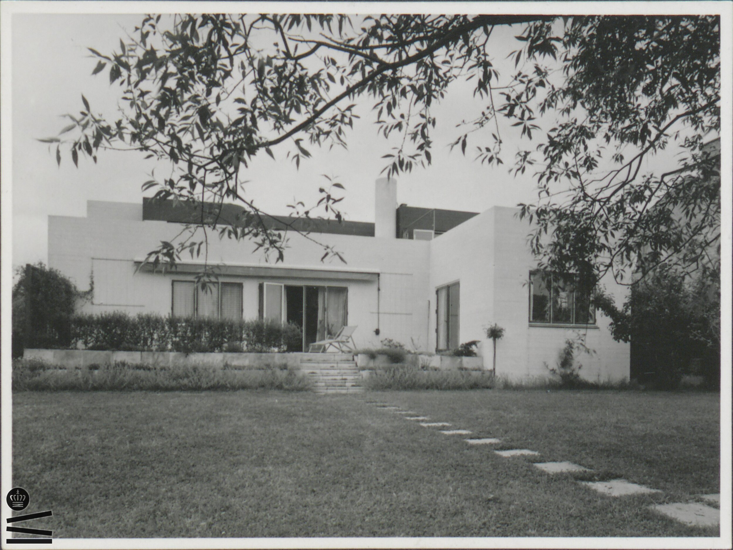 Forskellen mellem den oprindelige funkisarkitektur fra ca. 1920’erne–1940’erne og den type “funkis”, der ofte bliver bygget i dag