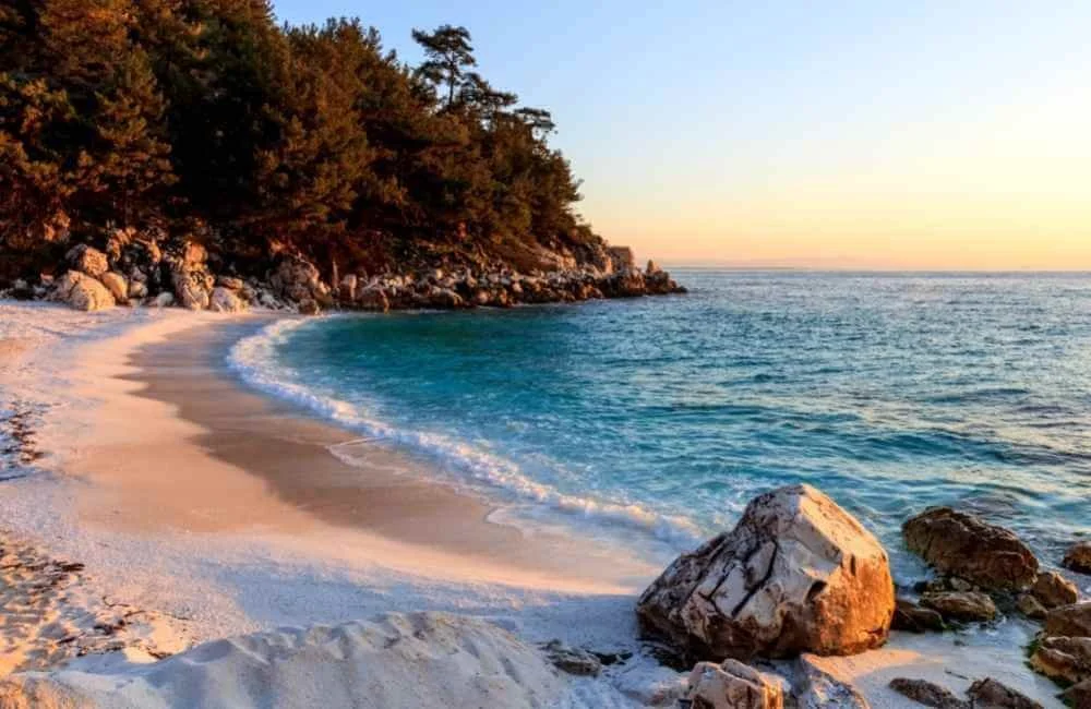 Marble-Beach-Thassos.jpg