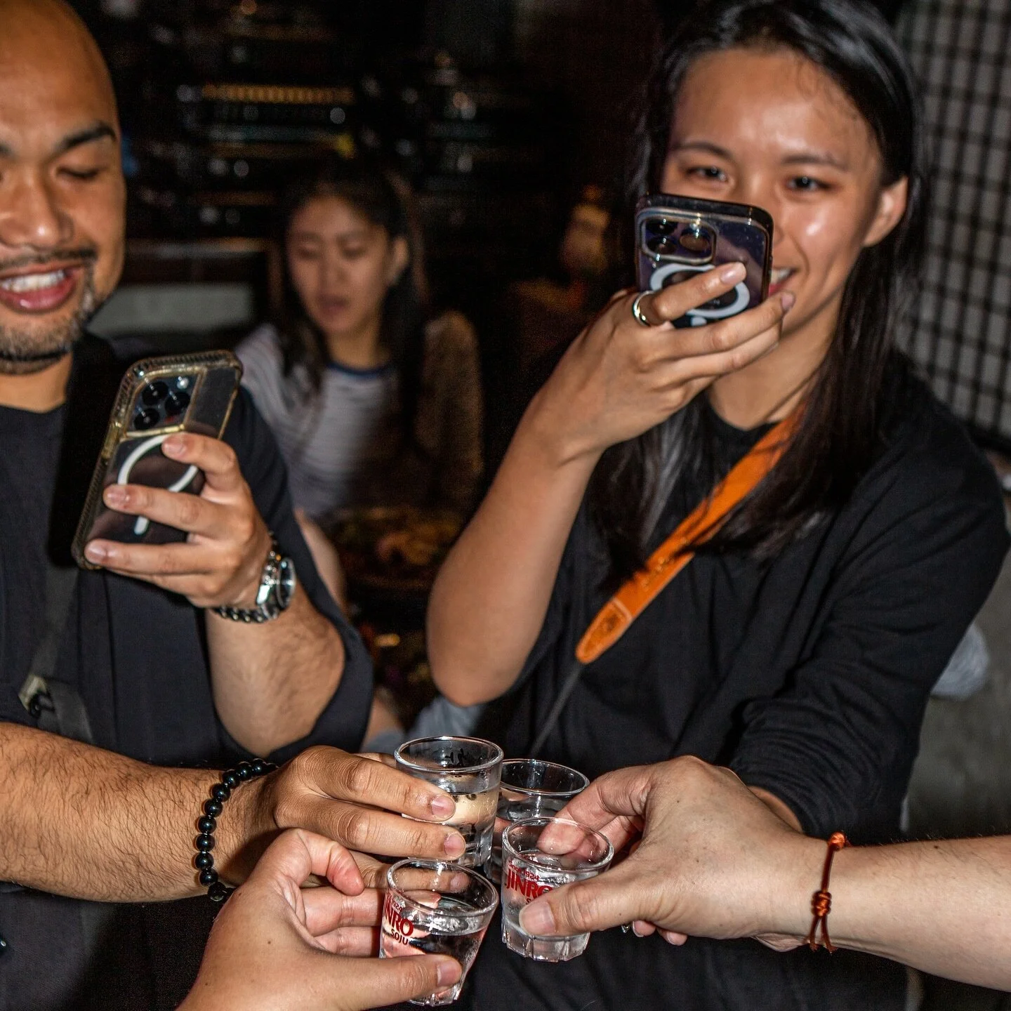 A perfect day for a celebratory cheers!🍻✨
Do you snap a pic first as a MZ style or Do you drink right away? Share your vibes! 📸🥃❤️&zwj;🔥

📍SULIYA GOGIYA 

#Lidcombebbq #Lidcombehalal #술이야고기야 #리드컴맛집 #리드컴곱창 🇰🇷🇦🇺