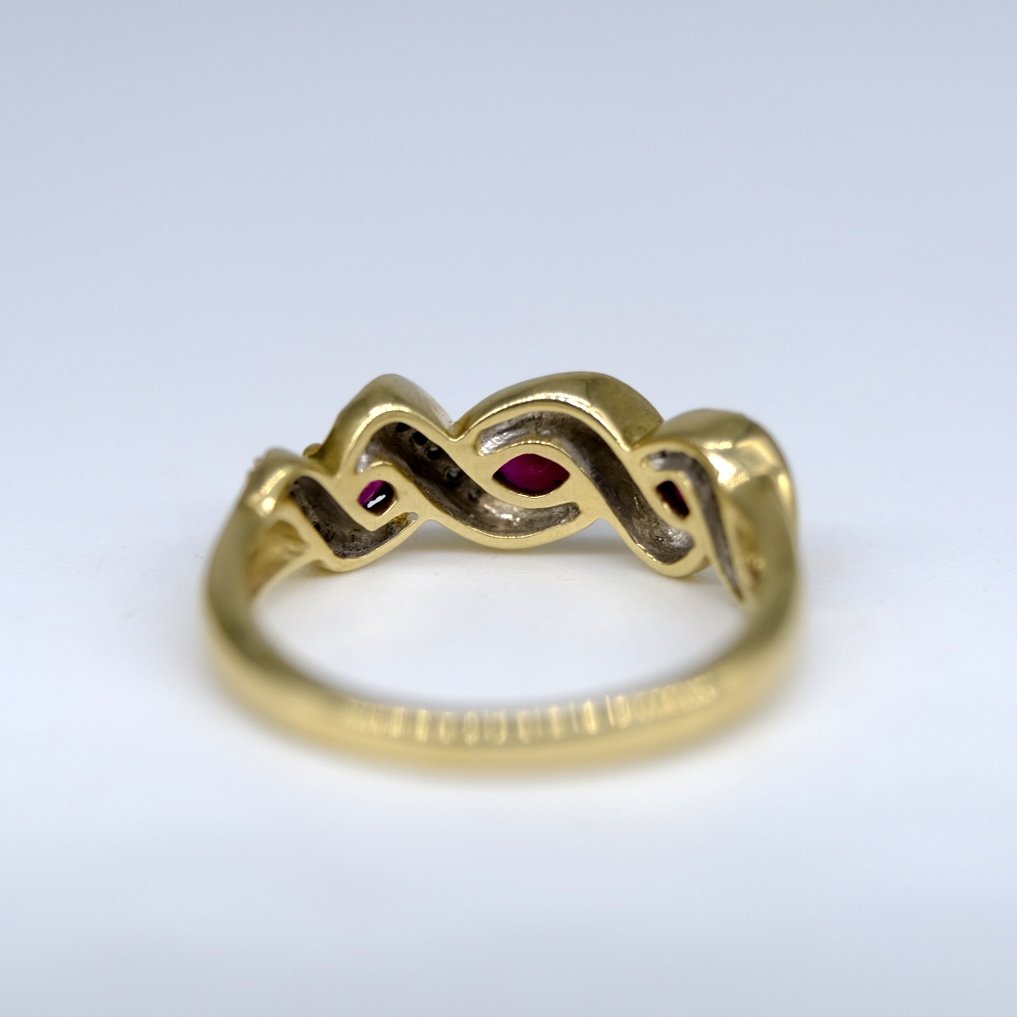 BVL587 ruby diamond swirl back.jpg