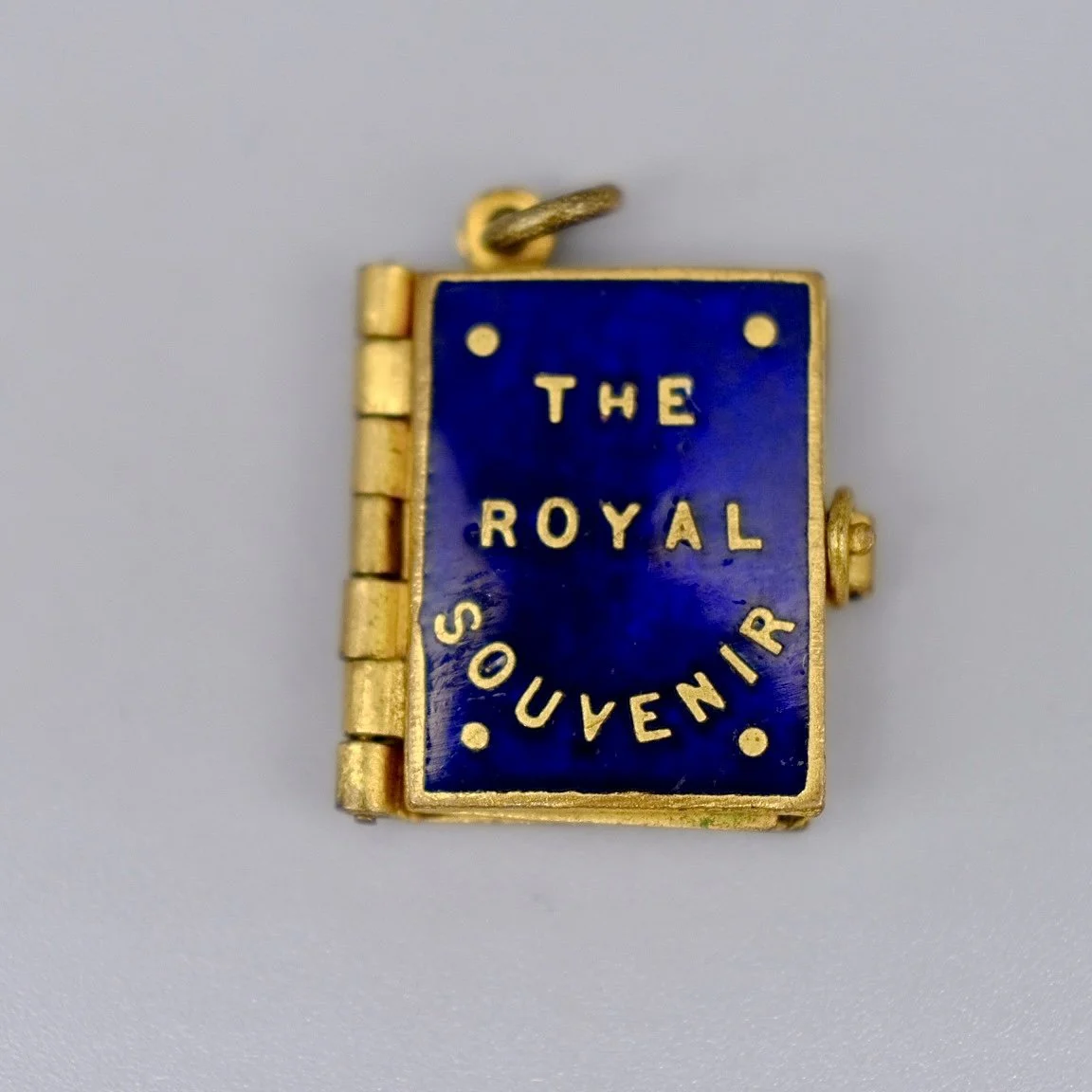 CC12 the royal souvenir book front.jpg