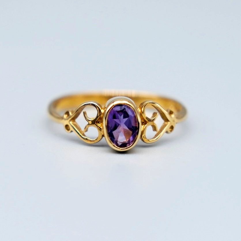 SR47+amethyst+heart+ring+front+copy.jpg