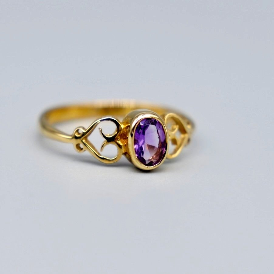 SR47+amethyst+heart+ring.jpg