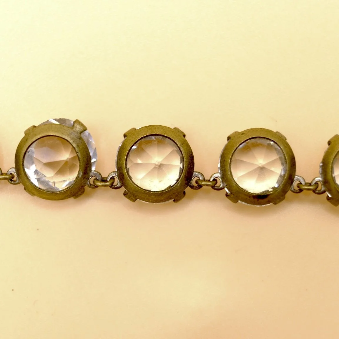 BVL1020-clear-paste-rivière-necklace-back.jpg