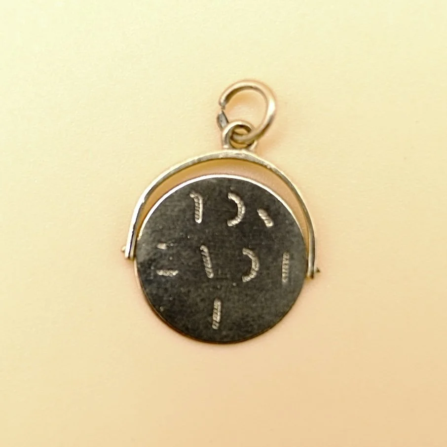 BVL1045-I-love-you-spinner-pendant-back.jpg