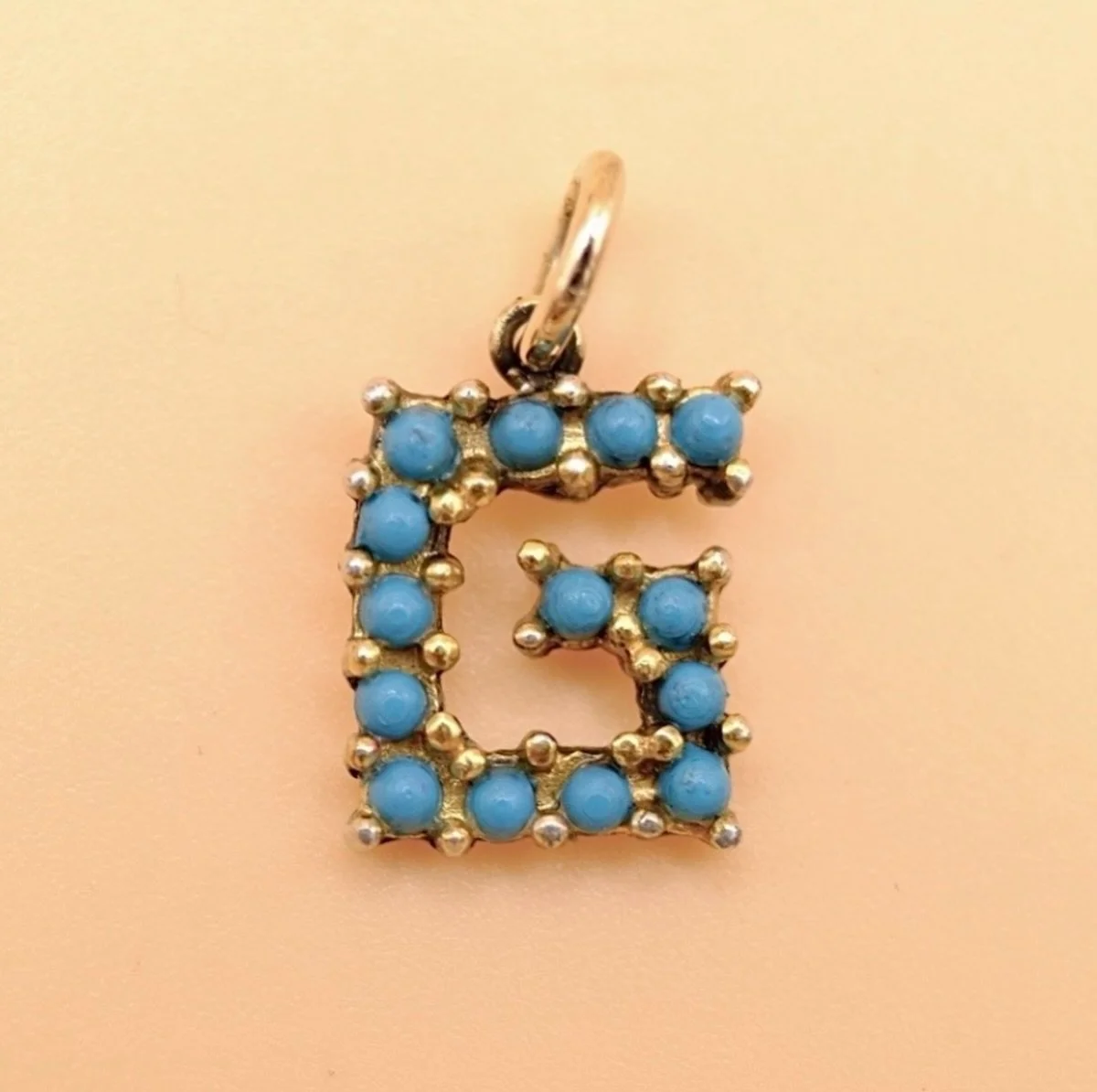 G is for Get it on!! 🩵

Linked in *New* highlights and on stories