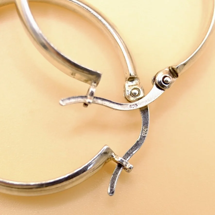 BVL995-silver-hoop-earrings-marks.jpg