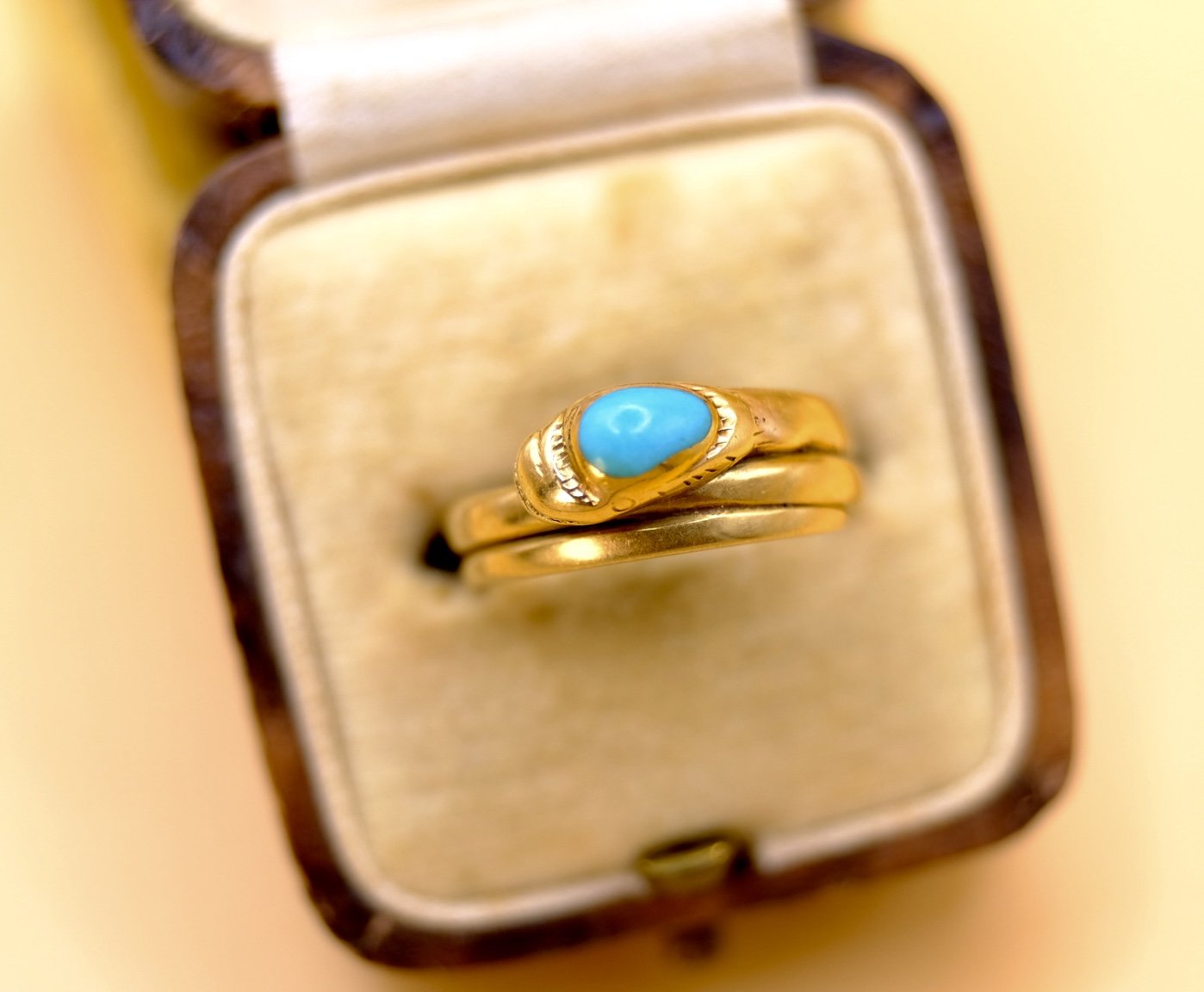 BVLtbc-turquoise-coiled-snake-ring.jpg