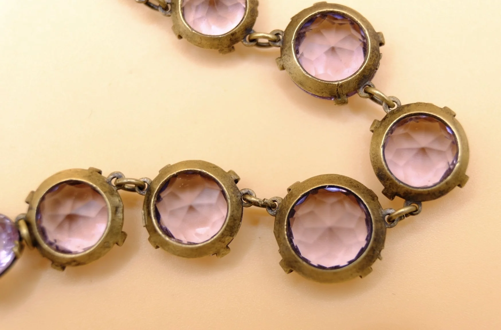 BVL1037-purple-rivière-necklace-back.jpg