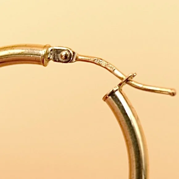 BVL1189-9ct-gold-medium-hoops-marks.jpg
