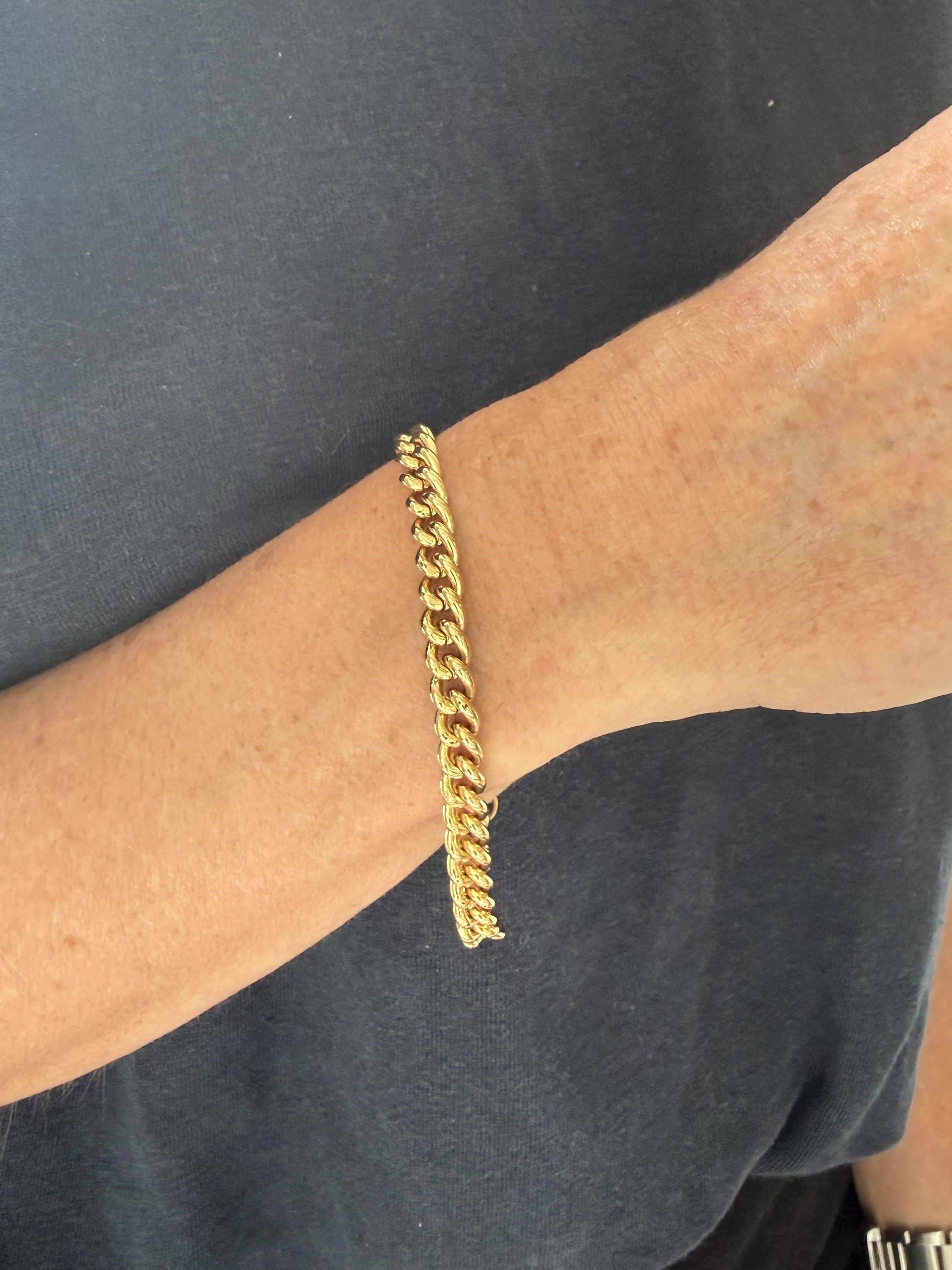 BVL1137-gold-tone-curblink-bracelet-worn.jpg