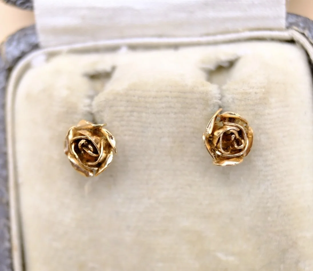 Vintage 9ct rose flower studs