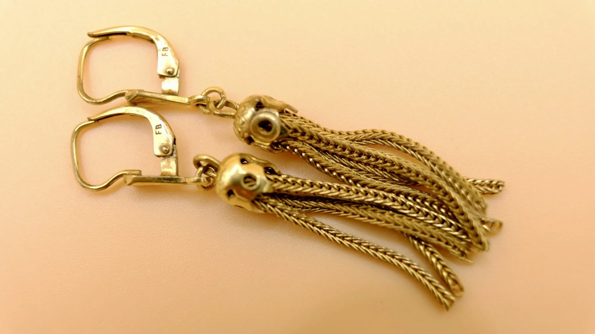BVL947-rope-tassle-earrings .jpg
