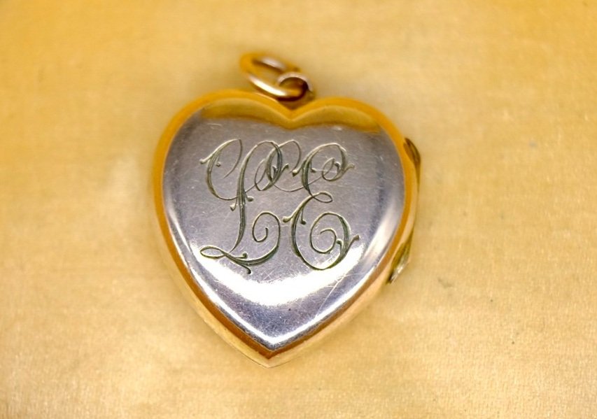 BVL679+diamond+starburst+LE+heart+box.jpg