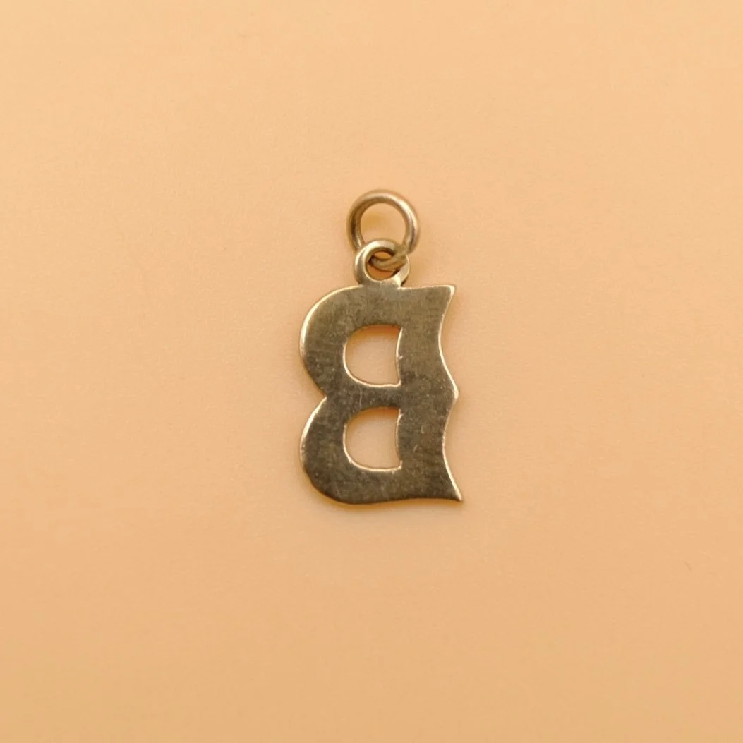 BVL1029-9ct-B-charm-back.jpg