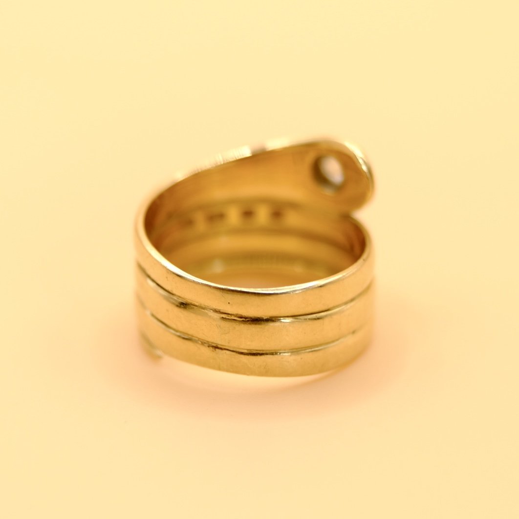 BVLtbc-gold-diamond-coiled-snake-ring-back.jpg
