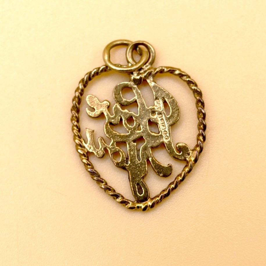 BVL1300-I-love-you-heart-pendant-back.jpg