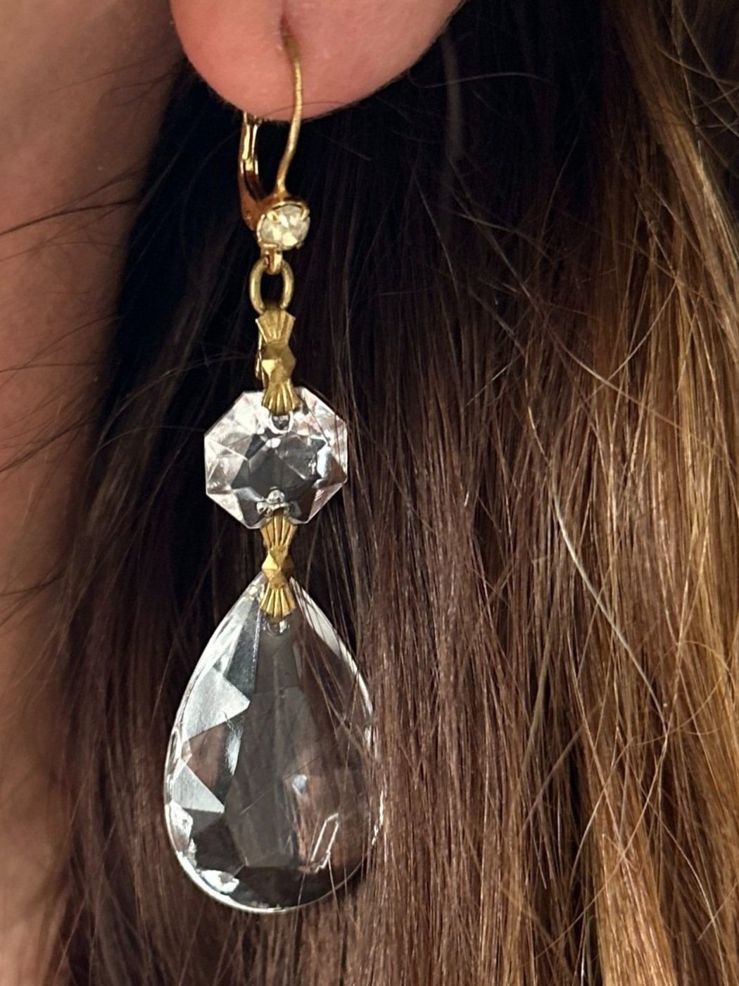 BVL519%2Bchandelier%2Bdrops%2Bworn.jpg