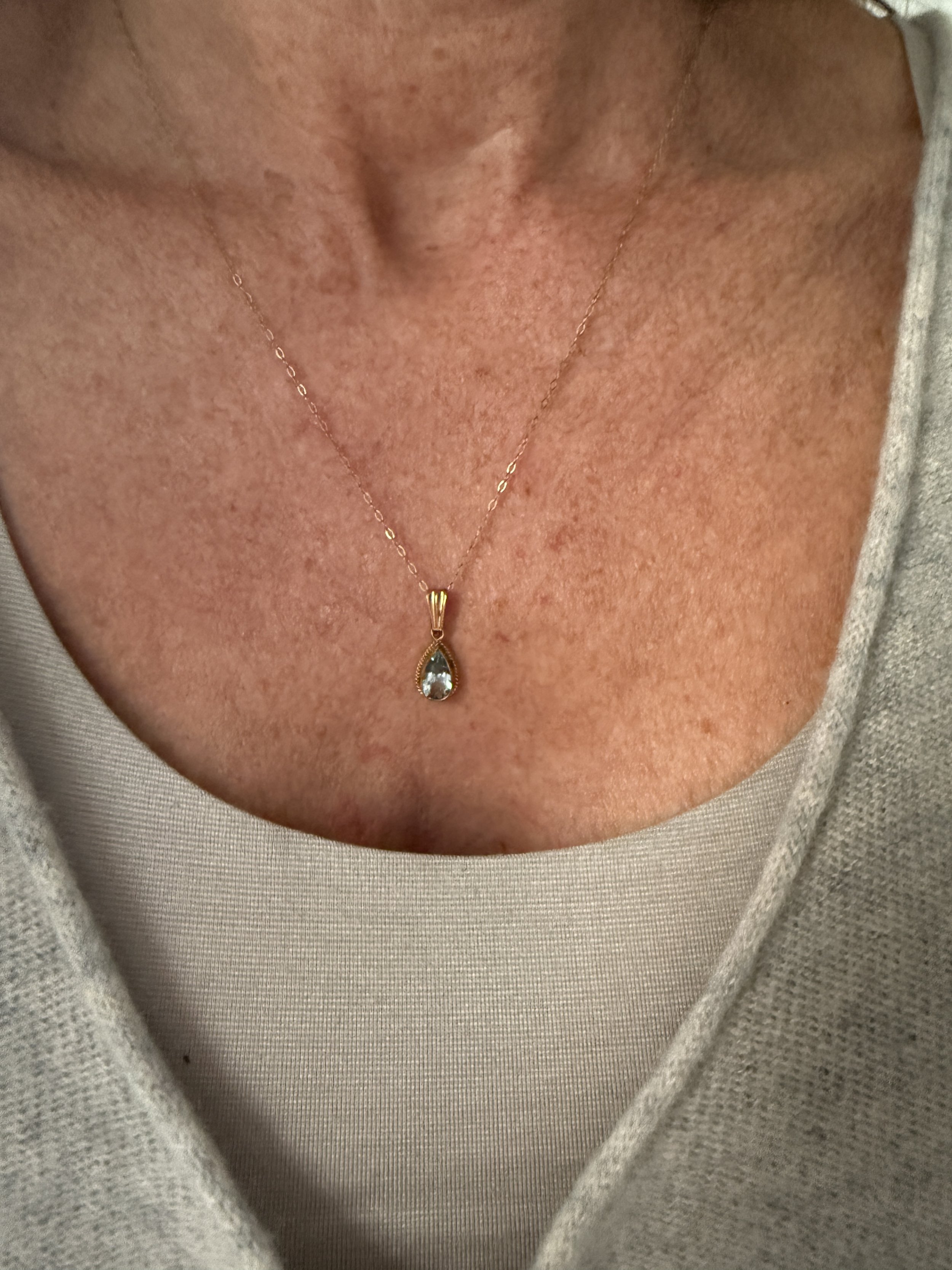 BVL827-aquamarine-teardrop-necklace-worn.JPG