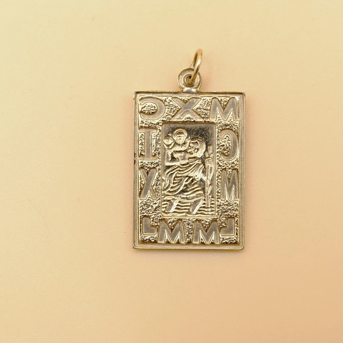 BVL1078-st-christopher-tablet-charm-back.jpg