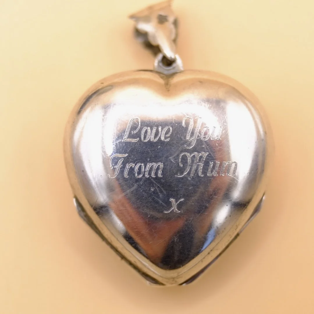 BVL919-silver-double-heart-locket-back.jpg