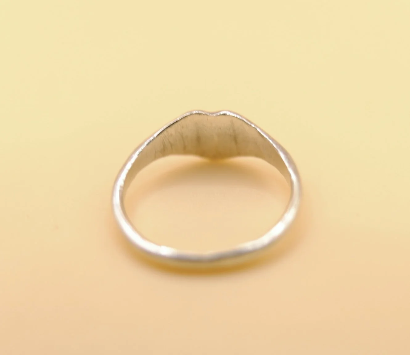 BVL1155-silver-heart-ring-back.jpg