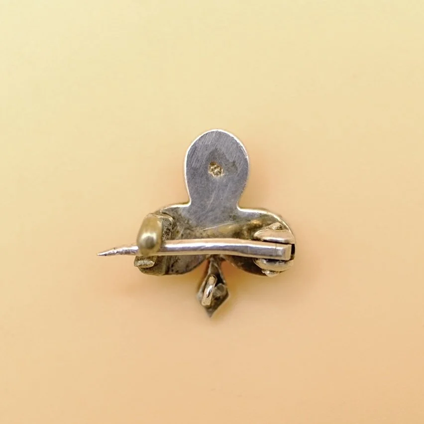 BVL1000-turquoise-shamrock-brooch-back.jpg