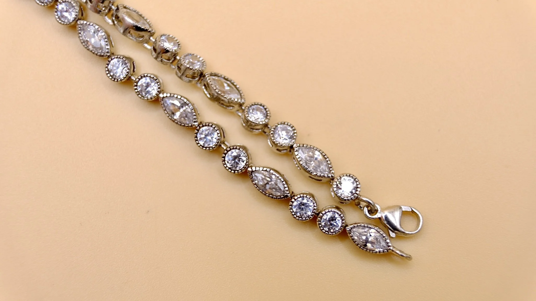 BVL810-paste-multi-shape-bracelet-clasp.jpg