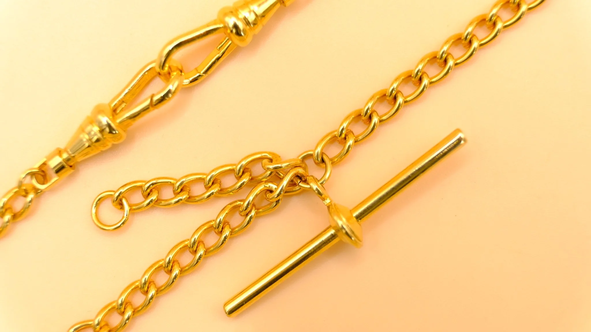 BVL1088-gold-plated-albert-chain-detail.JPG