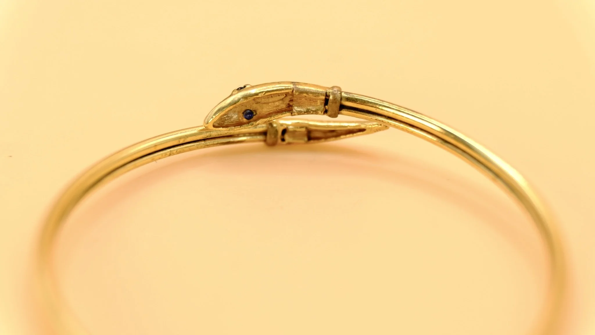 BVL1193-snake-bangle-back.jpg