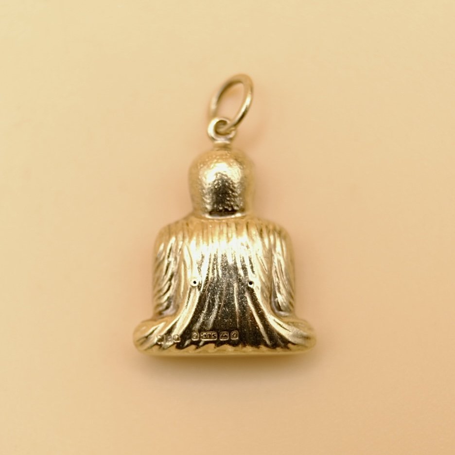 BVL1062-9ct-buddha-charm-back.jpg