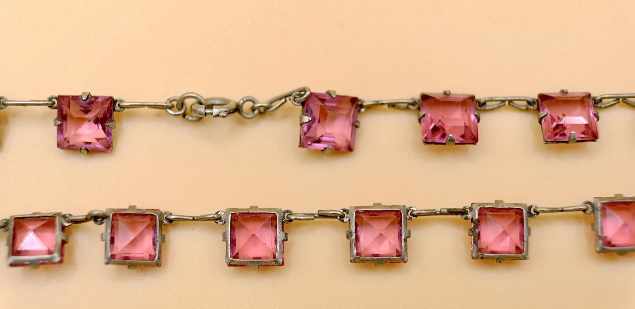 BVL913-pink-square-paste-necklace-clasp.jpg
